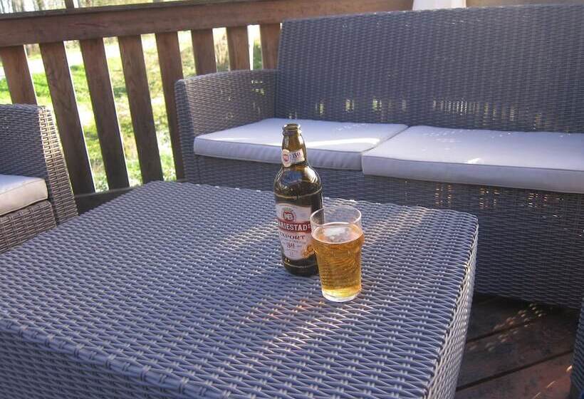 בית מלון כפרי Sikhalls Camping Och Restaurang