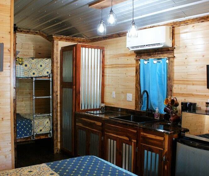 酒店 Tale Chasers Outdoor Guides