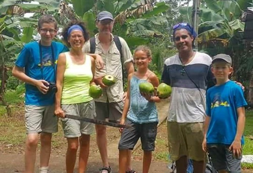 فندق Tapir Lodge