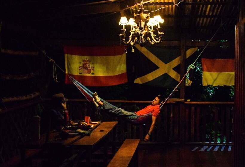 فندق Tapir Lodge