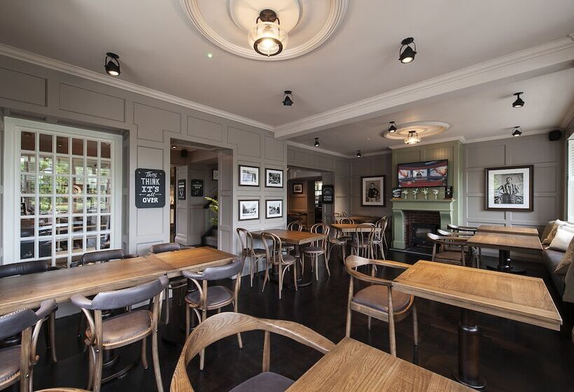 호텔 The Bulls Head