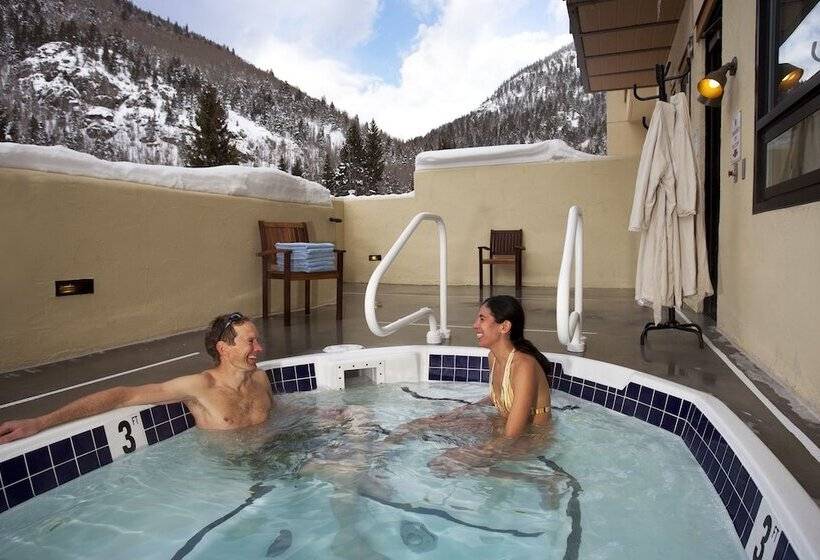 فندق The Edelweiss Lodge And Spa