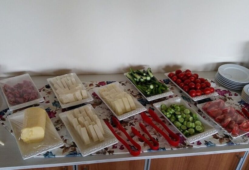 هتل Tuzcuoglu Pansiyon