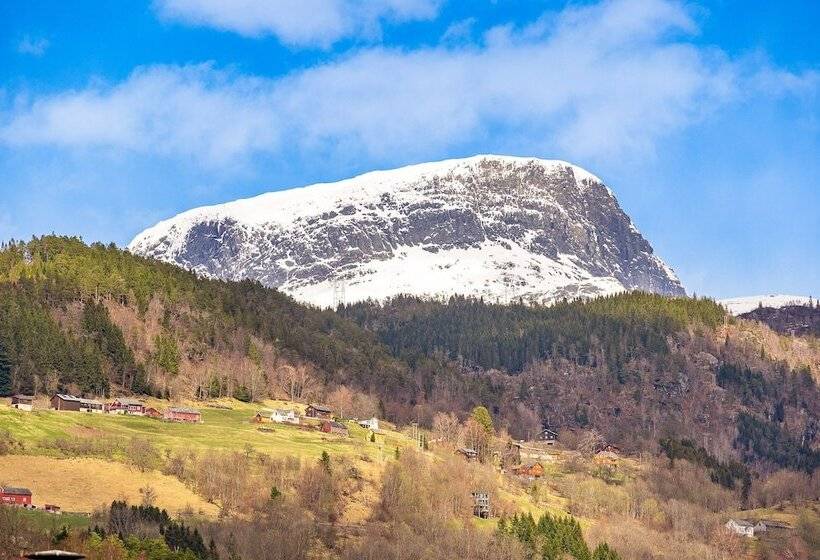 酒店 Ulvik Camping