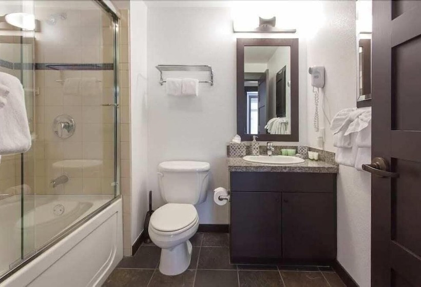 فندق Village 2230 White Mountain Lodge