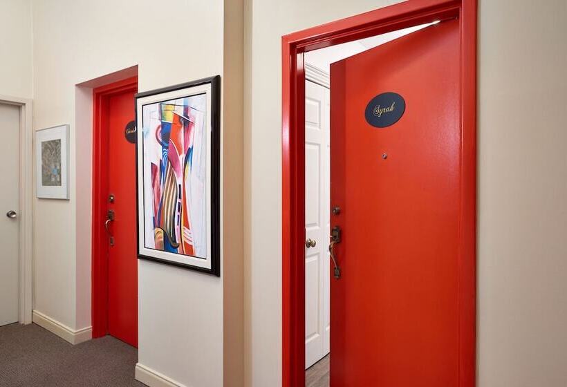 酒店 Vine Village Apartments