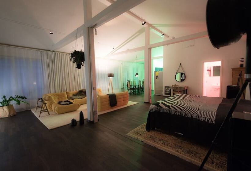 호텔 Weimar Central Artist Loft