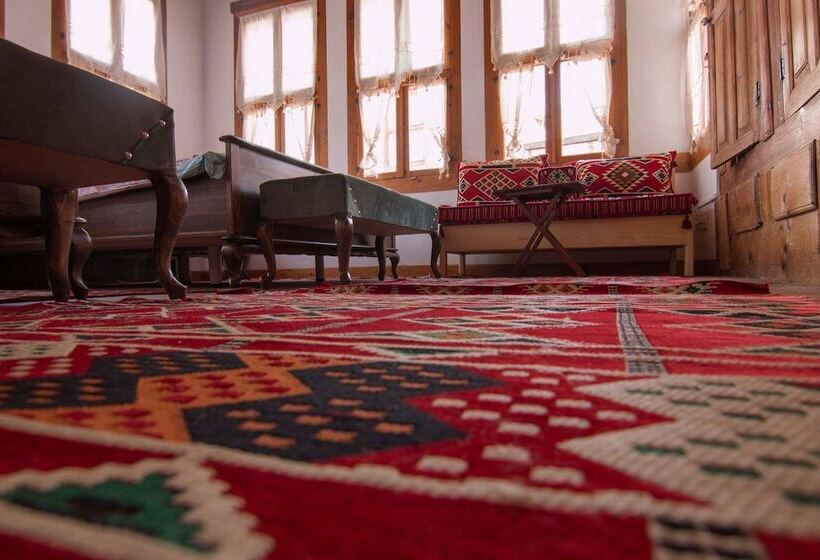 فندق Zerde Konak