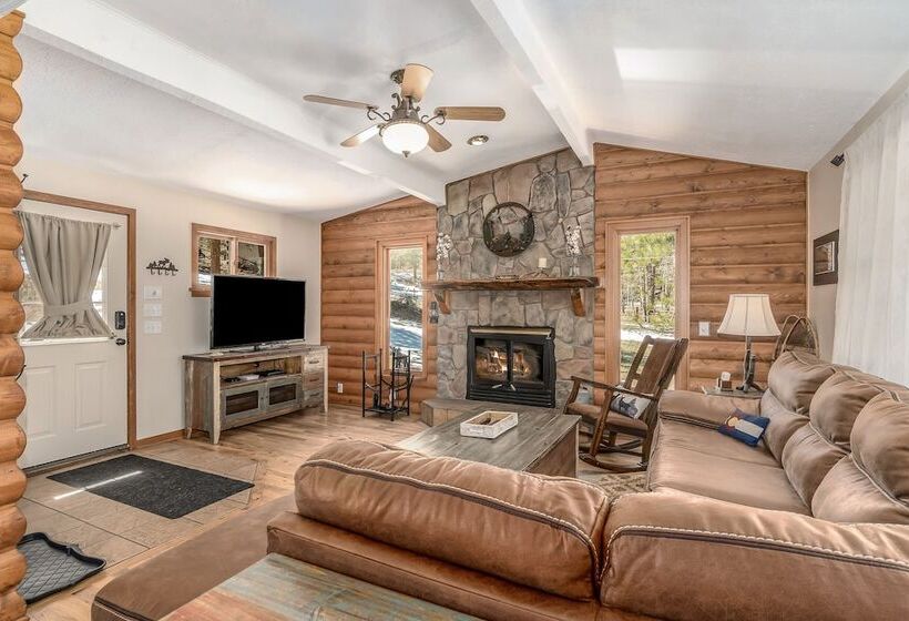 Lazy Elk Retreat   3 Br Cabin