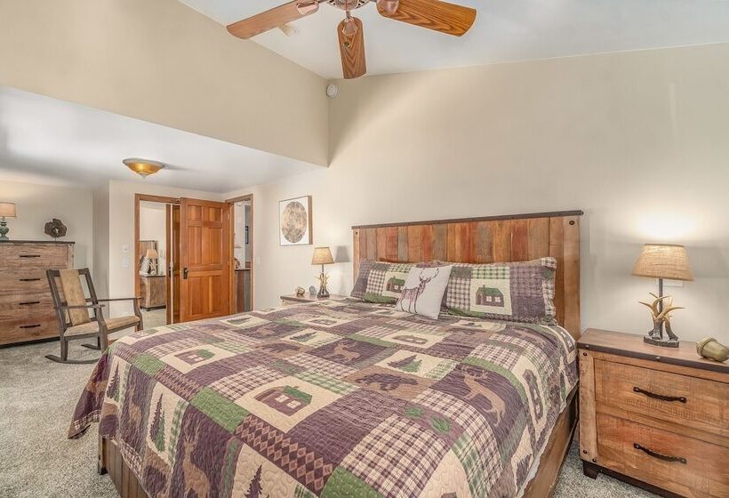 Lazy Elk Retreat 3 Br Cabin