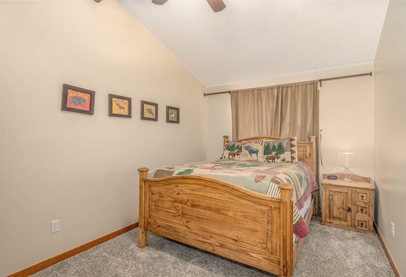 Lazy Elk Retreat 3 Br Cabin