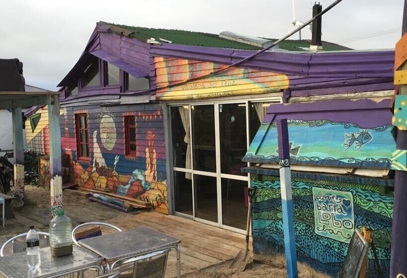 Lobo Hostel Bar