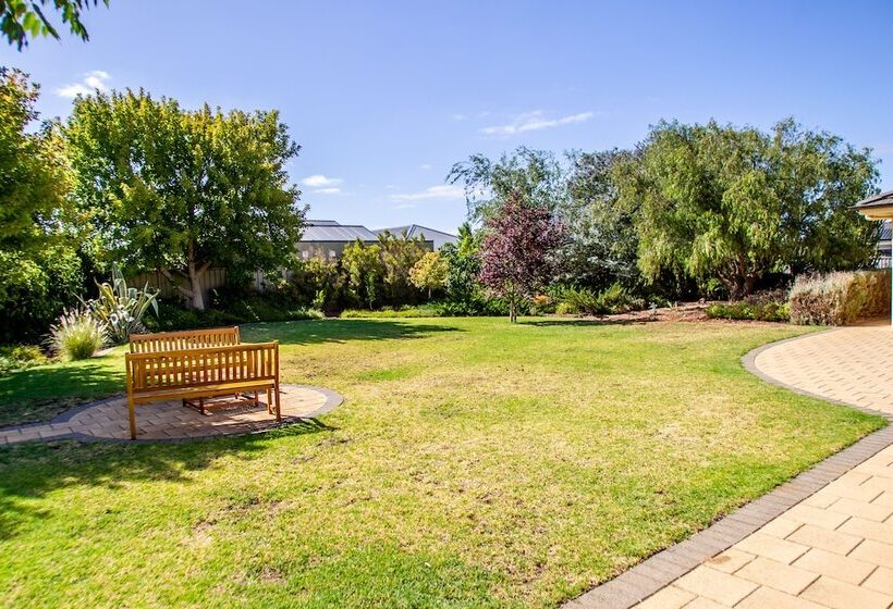 Lochnagar Barossa   Adults Only