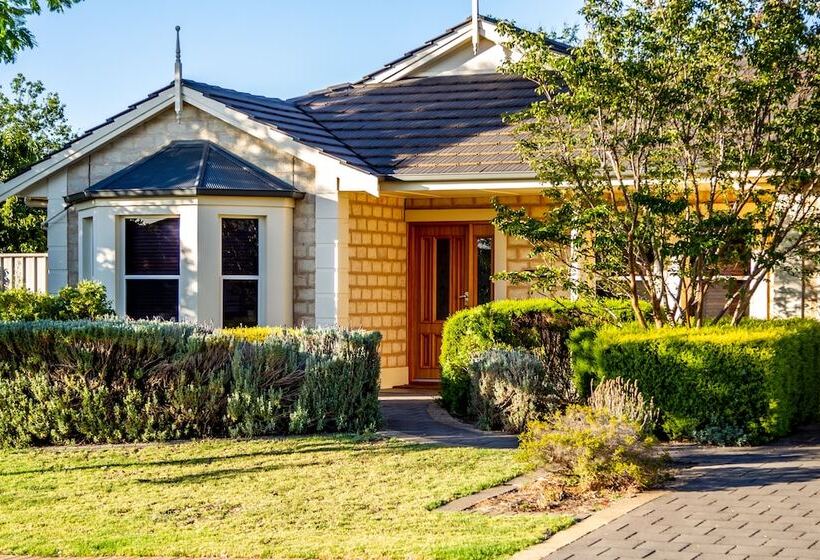 Lochnagar Barossa   Adults Only