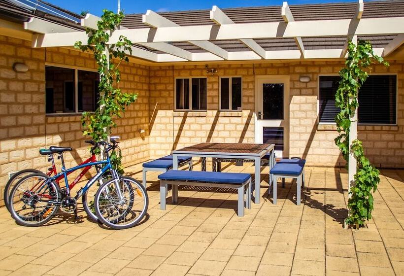 Lochnagar Barossa   Adults Only