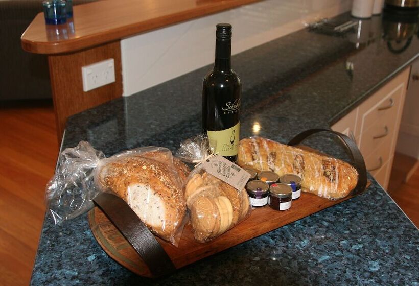 Lochnagar Barossa   Adults Only