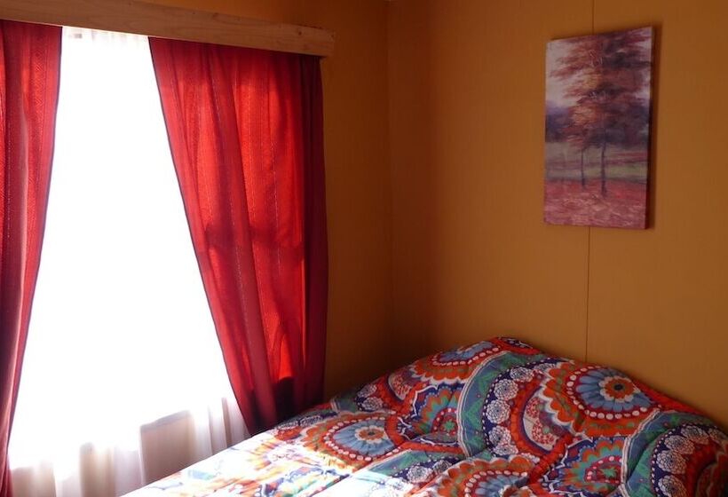 Maytenus Bed And Breakfast   Hostel