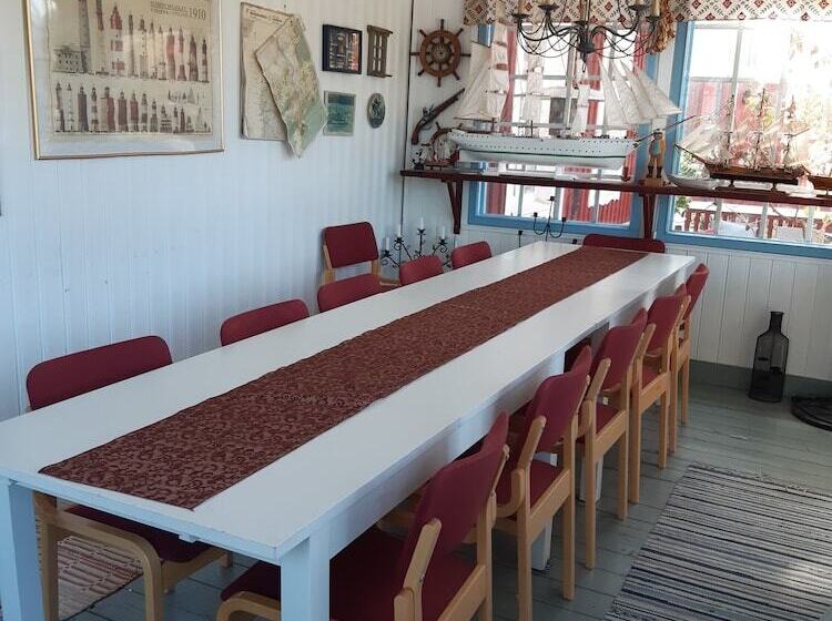 Merenkurkun Majatalo