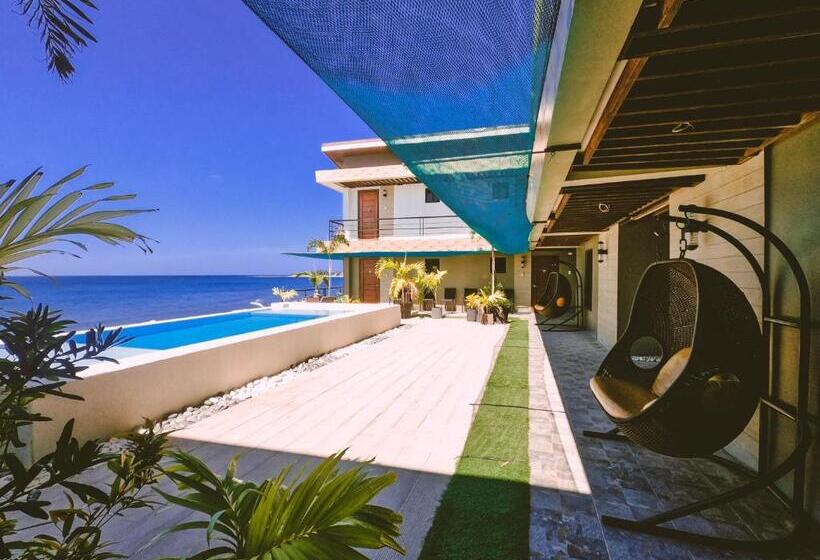 בית מלון כפרי Miami Heat Beach Resort