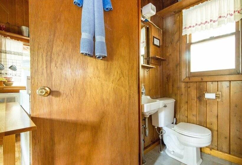 Montfair Resort Farm