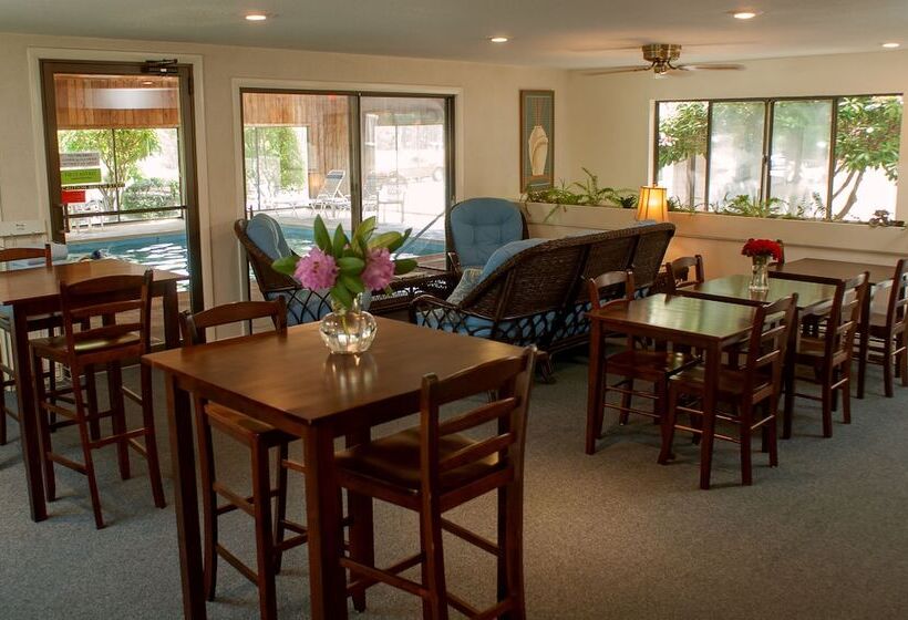 モーテル Southfleet Motor Inn