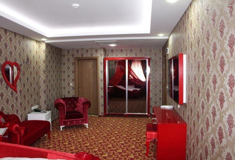 Mus Mir Hotel Saray