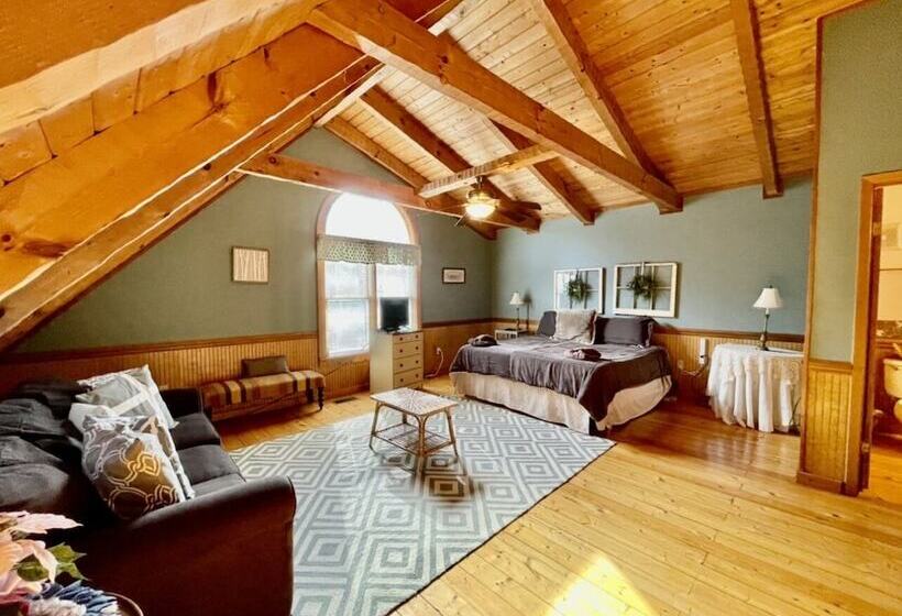 Olde Tyme Way Cabins 3526