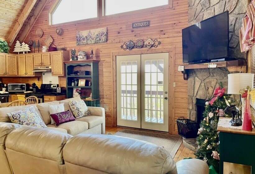 Olde Tyme Way Cabins 3526