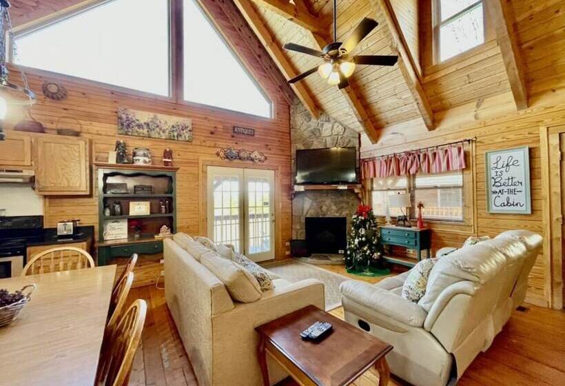 Olde Tyme Way Cabins 3526