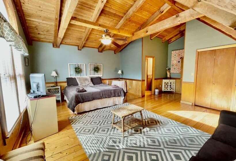 Olde Tyme Way Cabins 3526