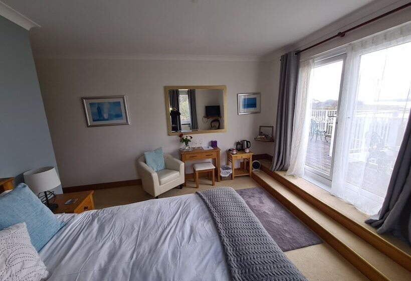 بنسيون Appin Bay View