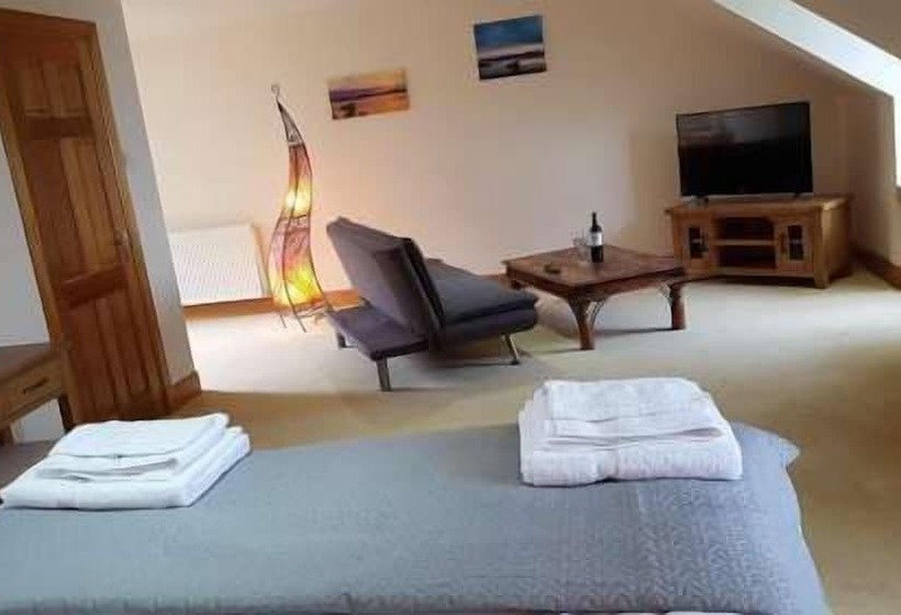 بنسيون Appin Bay View