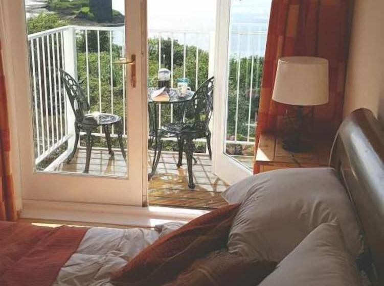 بنسيون Appin Bay View