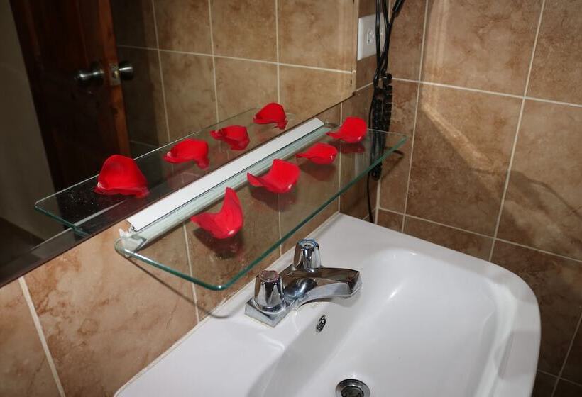 פנסיון Bellamar Beach Inn