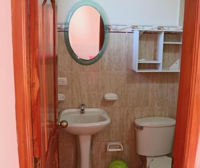 بنسيون Cartago Bay