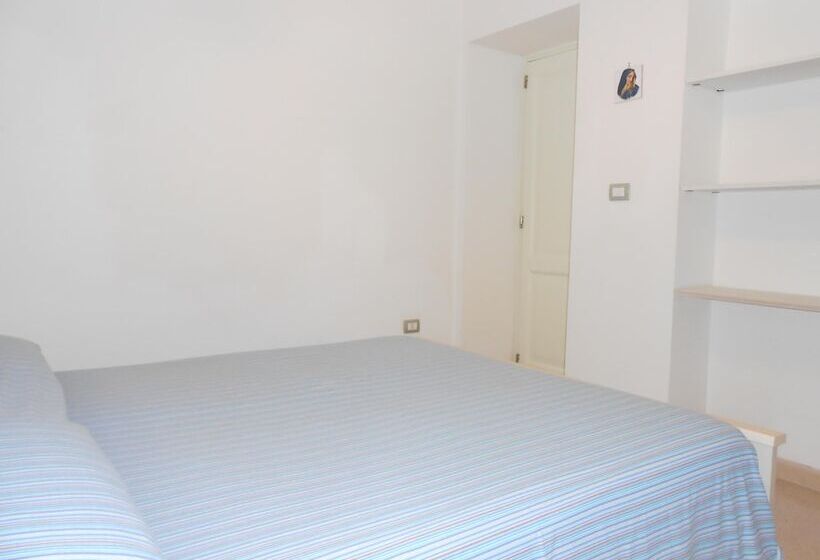 بنسيون Casa Sasha