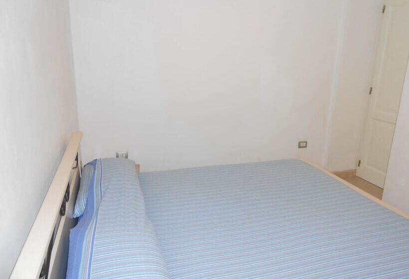 بنسيون Casa Sasha