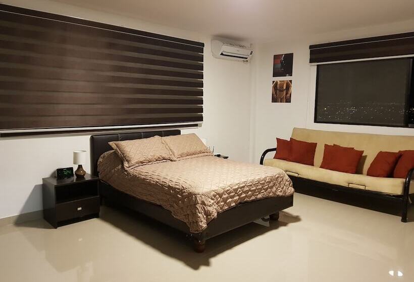 پانسیون Chawpi Lodge