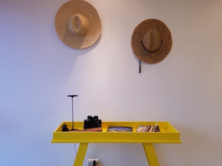 پانسیون Chawpi Lodge