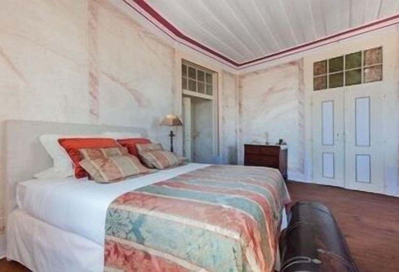 Пансион Conde De Ferreira Palace