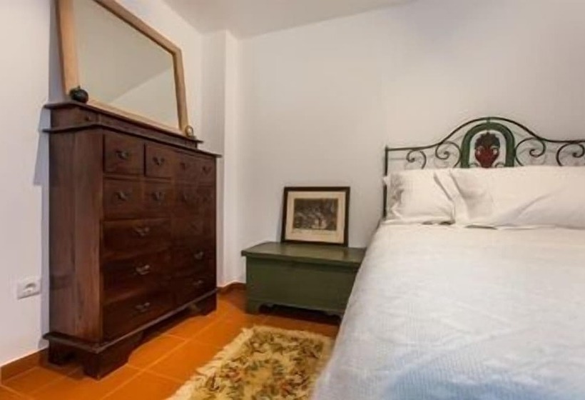 Пансион Conde De Ferreira Palace