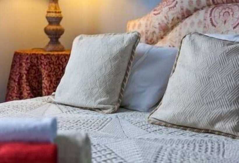 Пансион Conde De Ferreira Palace