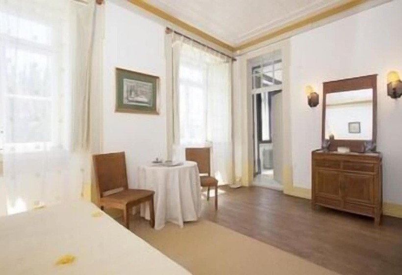 Пансион Conde De Ferreira Palace