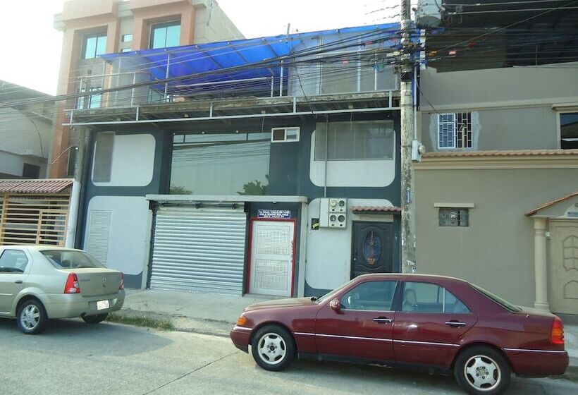 بنسيون Hostaling Guayaquil