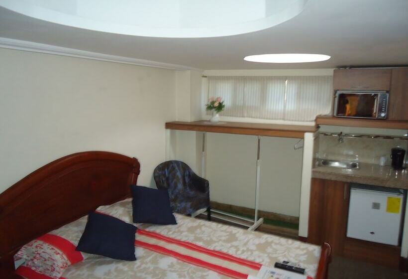 بنسيون Hostaling Guayaquil