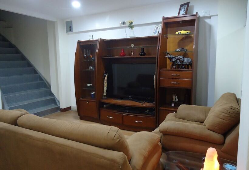 بنسيون Hostaling Guayaquil