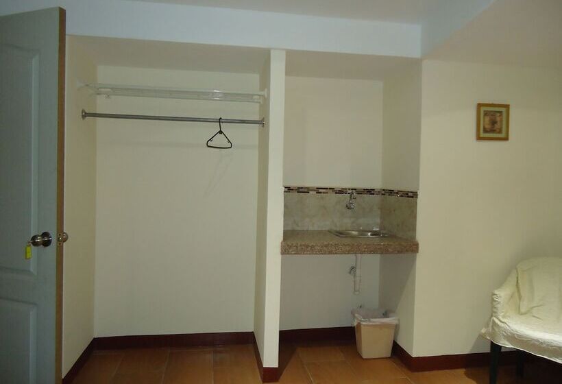 بنسيون Hostaling Guayaquil