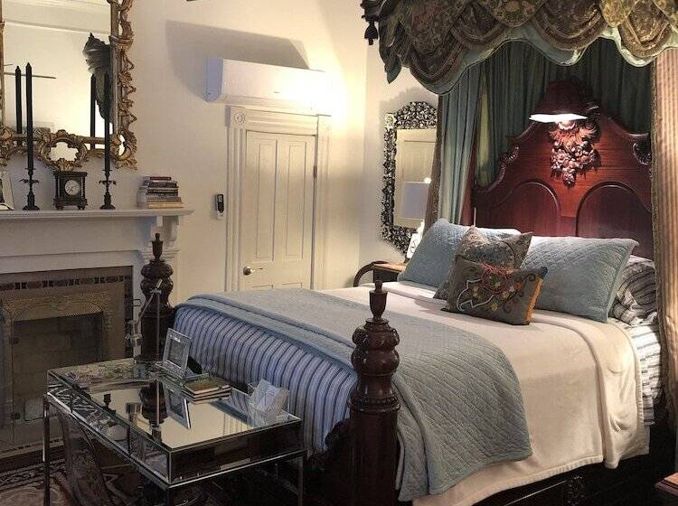 بنسيون John Thomas Bed And Bath