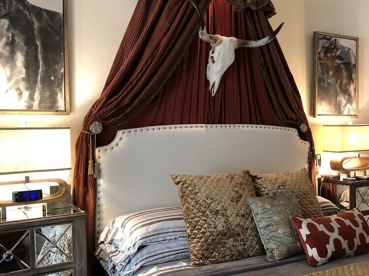פנסיון John Thomas Bed And Bath