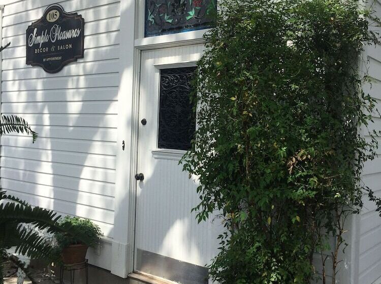 بنسيون John Thomas Bed And Bath